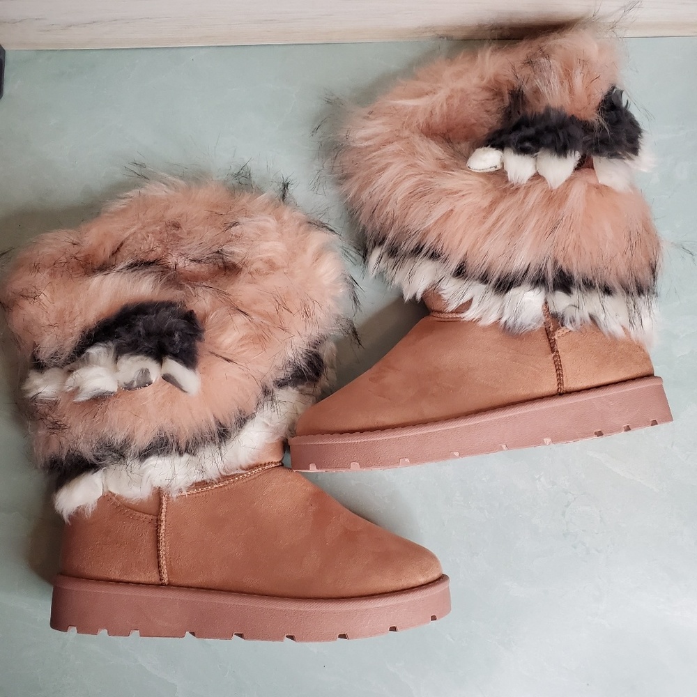 New! Pink Mid Calf Furry Winter Boots - Picture 3 of 6